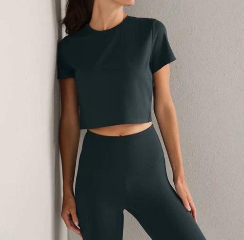 Rhone - Serene Cropped Tee