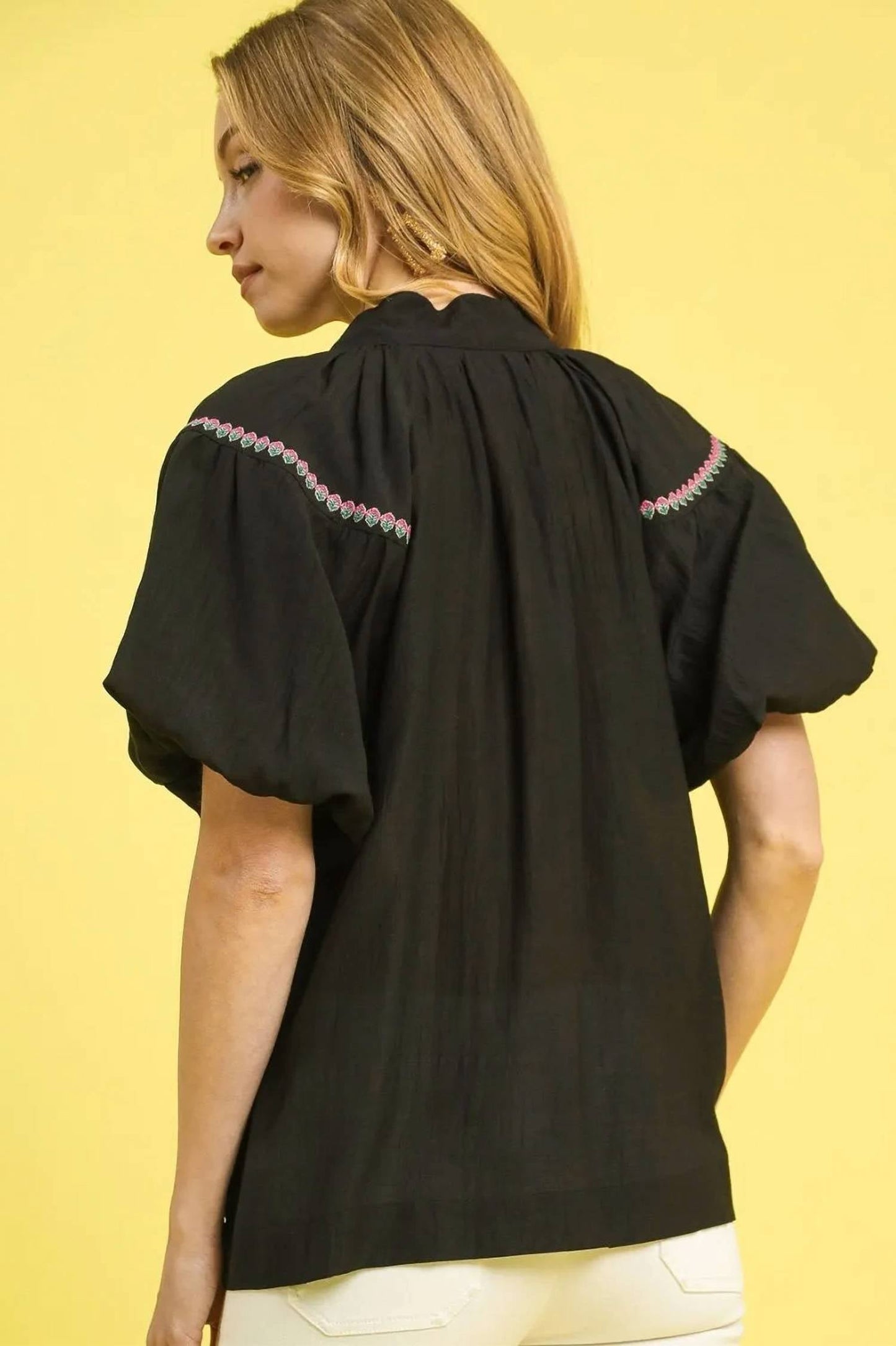 Umgee - Embroidered Floral Puff Sleeve Blouse